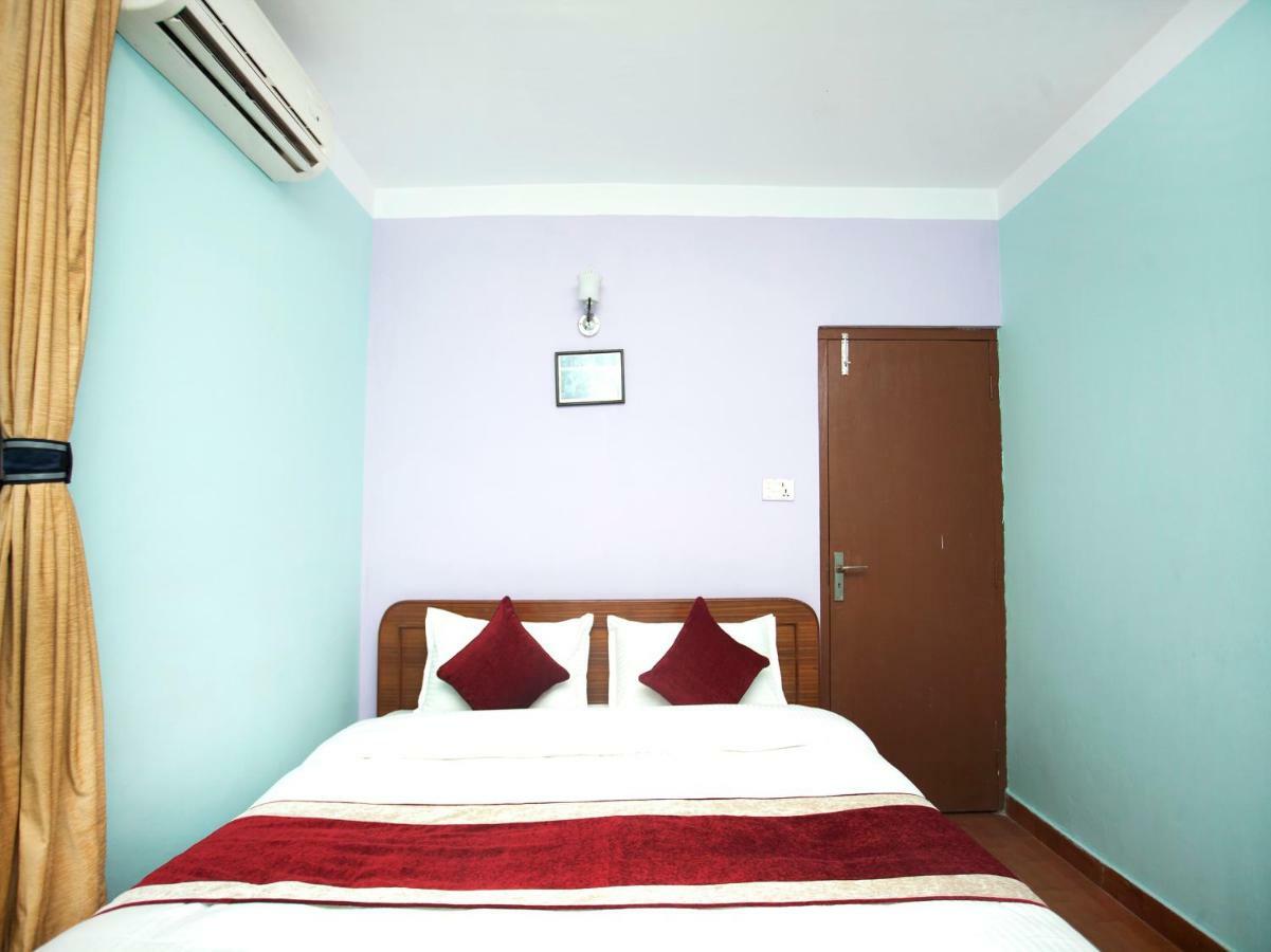Allied Hotel Balaju Buitenkant foto