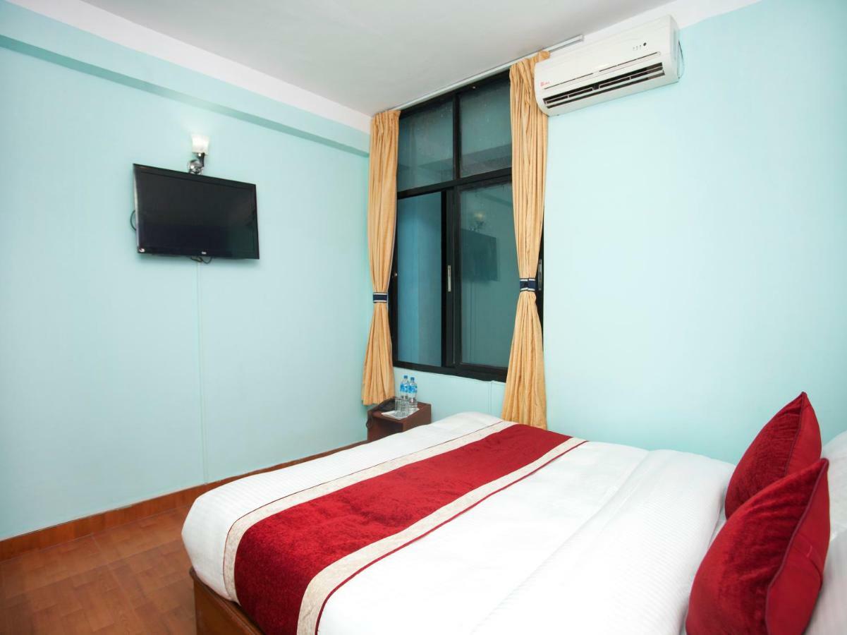 Allied Hotel Balaju Buitenkant foto