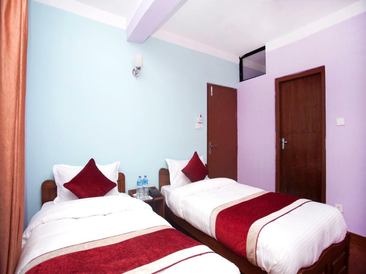 Allied Hotel Balaju Buitenkant foto