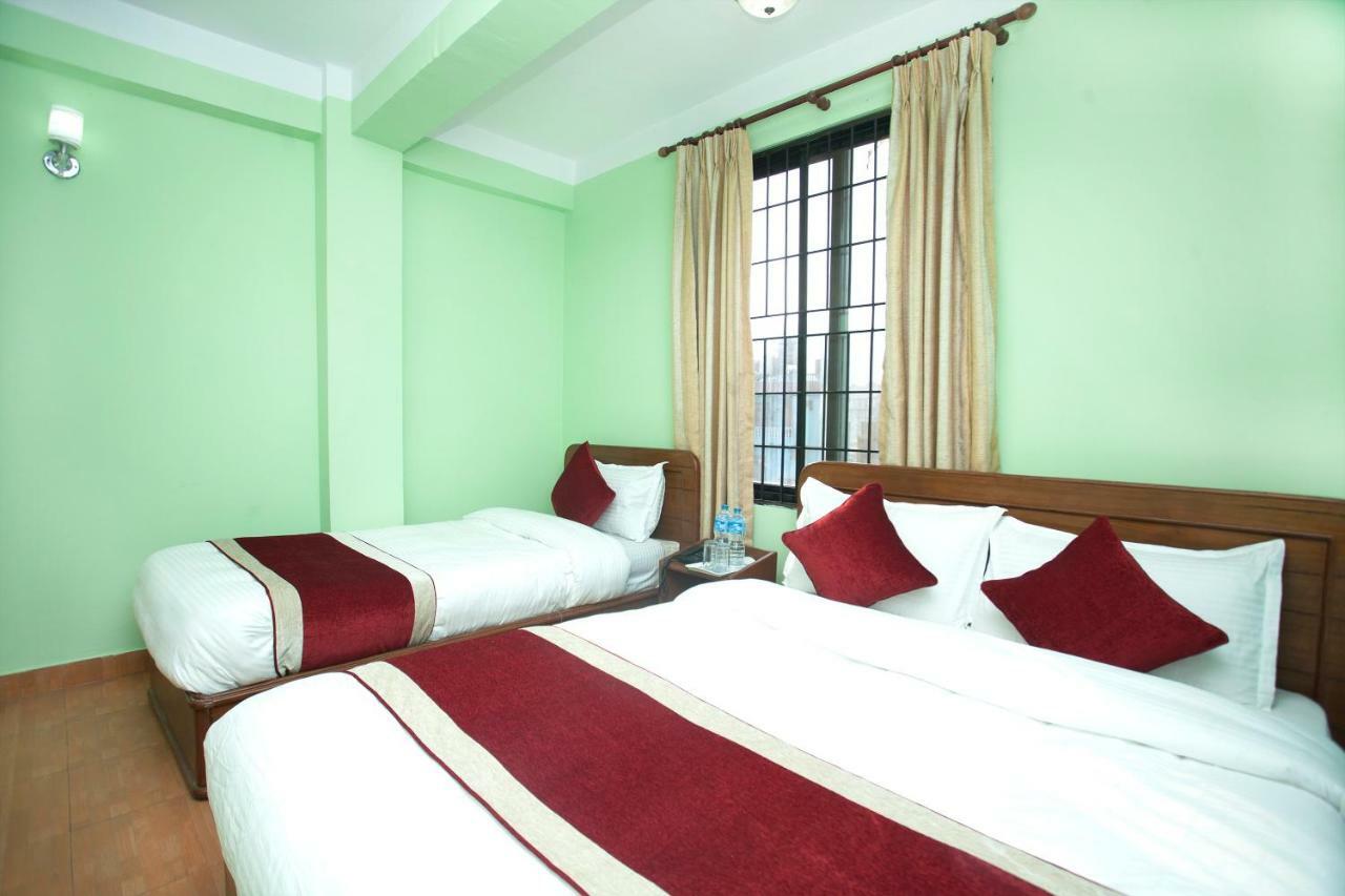 Allied Hotel Balaju Buitenkant foto
